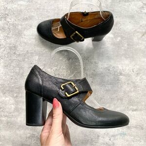 Clarks Mary Jane Indigo Town Club Cognac Black Leather Heel Booties Women’s 8